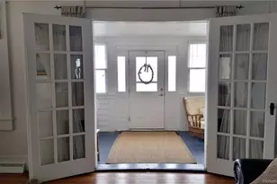 422 Maple Ave, Old Saybrook, CT 06475 - Photo 17