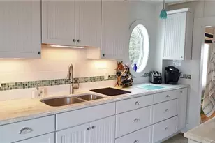 422 Maple Ave, Old Saybrook, CT 06475 - Photo 7