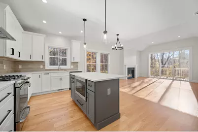 8 Fieldstone Court #8, Bethel, CT 06801 - Photo 3