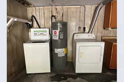 220 Monce Road #17, Burlington, CT 06013 - Photo 19