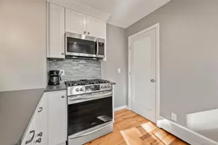 6 Howe St, Milford, CT 06460 - Photo 5