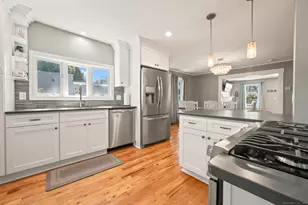 6 Howe St, Milford, CT 06460 - Photo 3