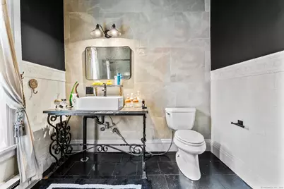 14 Wethersfield Avenue, Hartford, CT 06114 - Photo 27