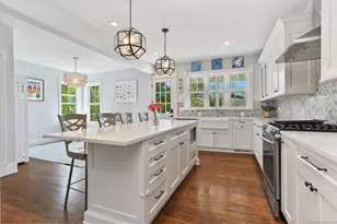 54 Cove Ave, Norwalk, CT 06855 - Photo 9