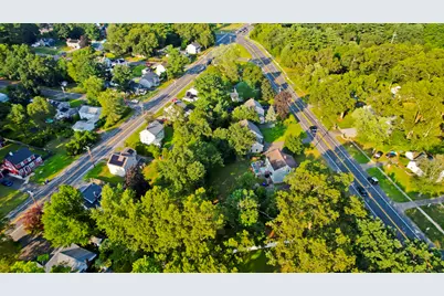 10-1/2 South Road, Enfield, CT 06082 - Photo 15