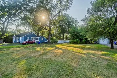 10-1/2 South Road, Enfield, CT 06082 - Photo 5