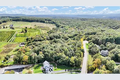 108 Chamberlain Lane, Glastonbury, CT 06033 - Photo 3