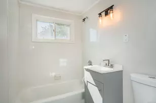 25 Fowler Dr, West Hartford, CT 06110 - Photo 27