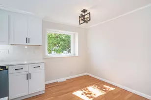 25 Fowler Dr, West Hartford, CT 06110 - Photo 17