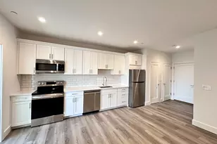 528 Black Rock Tpke, Fairfield, CT 06825 - Photo 3