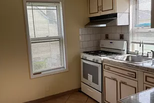 15 Harding Ave, Stratford, CT 06615 - Photo 7