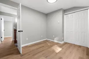 81 Melrose Dr, New Haven, CT 06513 - Photo 21