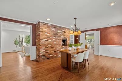 8 Berwyn Lane, West Hartford, CT 06107 - Photo 5