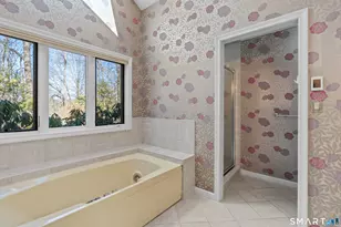 50 Ironwood Rd, West Hartford, CT 06117 - Photo 21