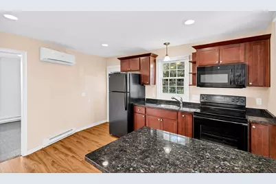 9 Brewer Street, New London, CT 06320 - Photo 25