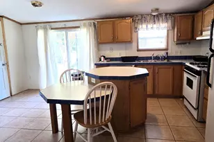 372 Scantic Rd, East Windsor, CT 06088 - Photo 9