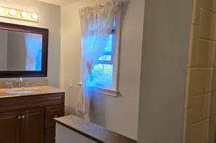 36 Oleary Dr, Manchester, CT 06040 - Photo 9