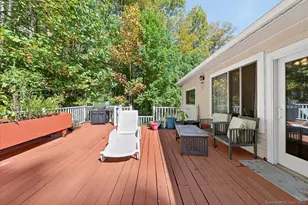 153 Short Woods Rd, New Fairfield, CT 06812 - Photo 31