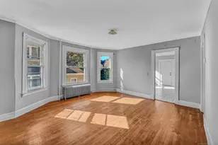 221 Willow St, Waterbury, CT 06710 - Photo 7