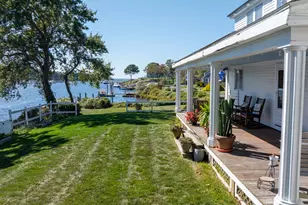 417 River Rd, Stonington, CT 06379 - Photo 3