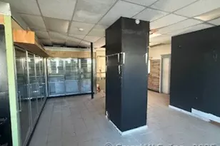 143 Divinity St, Bristol, CT 06010 - Photo 9