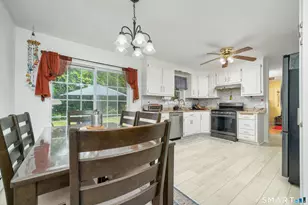 14 Lincoln St, Farmington, CT 06085 - Photo 11