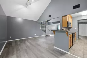 62 Chatham Ln, Bristol, CT 06010 - Photo 11