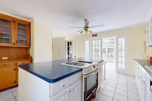 159 School St, Bloomfield, CT 06002 - Photo 7