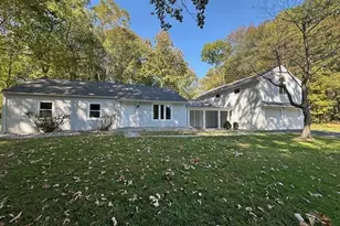 21 Half Mile Common, Westport, CT 06880 - Photo 5
