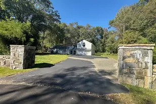 21 Half Mile Common, Westport, CT 06880 - Photo 9