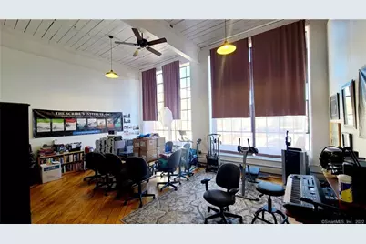 642 Hilliard Street #1209, Manchester, CT 06042 - Photo 3