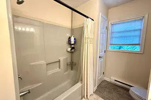 33D Laurel Point Dr, Montville, CT 06370 - Photo 21