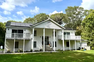 33D Laurel Point Dr, Montville, CT 06370 - Photo 1