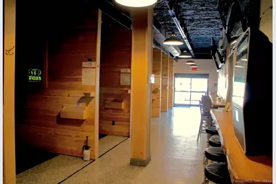 975 Bridgeport Avenue, Milford, CT 06460 - Photo 7