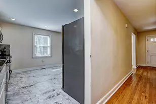 32 Roberts St, Seymour, CT 06483 - Photo 21