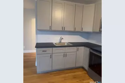 980 Hancock Avenue #2R, Bridgeport, CT 06605 - Photo 1