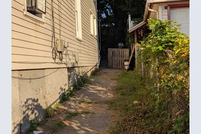 200 Harral Avenue, Bridgeport, CT 06604 - Photo 35