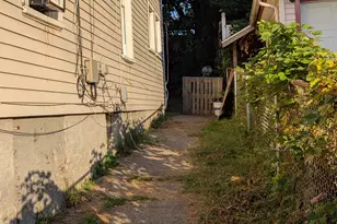 200 Harral Ave, Bridgeport, CT 06604 - Photo 35