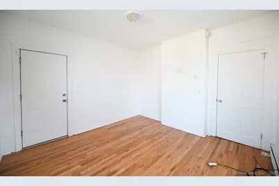 200 Harral Avenue, Bridgeport, CT 06604 - Photo 15