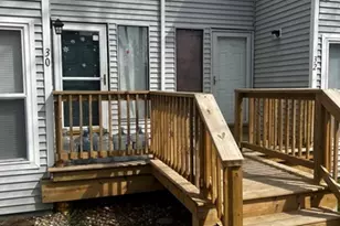 30 Glenview Dr, Cromwell, CT 06416 - Photo 1