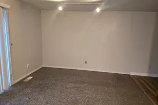 30 Glenview Dr, Cromwell, CT 06416 - Photo 3