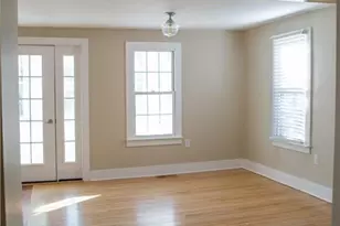 6 W Main St, Chester, CT 06412 - Photo 9