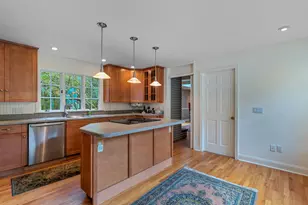 72 Carriage Dr, Middlebury, CT 06762 - Photo 5