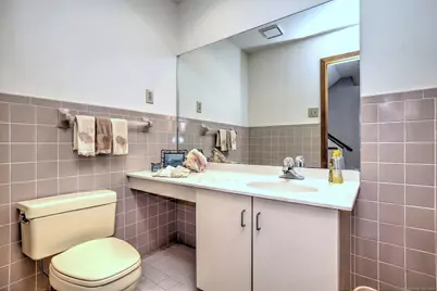 690 Forest Road #702, West Haven, CT 06516 - Photo 31