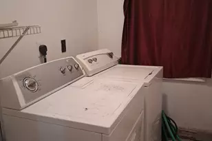 367 Watertown Ave, Waterbury, CT 06708 - Photo 17