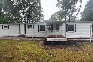 33 Whitewood Rd, Killingworth, CT 06419 - Photo 3