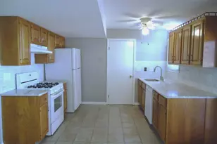 20 Fawn Ridge Dr, North Haven, CT 06473 - Photo 17