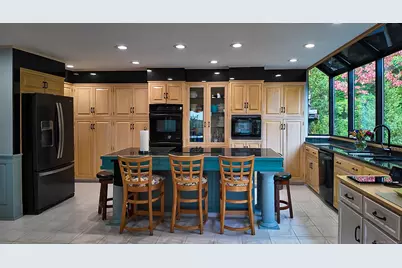 84 Ridge Hill Road, Montville, CT 06370 - Photo 3