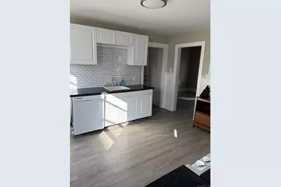 41 Laval Street, Waterbury, CT 06706 - Photo 11