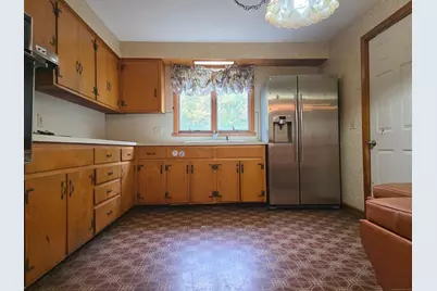 144 Woodlawn Drive, Torrington, CT 06790 - Photo 3